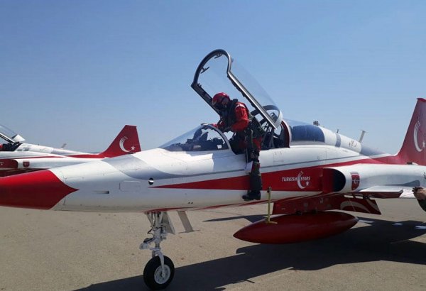 "Turkish Stars" aviation group arrived in Azerbaijan (PHOTO)