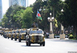 Baku hosts military parade on occasion of centenary of Azerbaijan's Armed Forces (PHOTO/VIDEO)