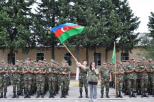 Звезды в военной форме провели флешмоб в соцсетях, посвященный 100-летию Вооруженных сил Азербайджана (ФОТО)