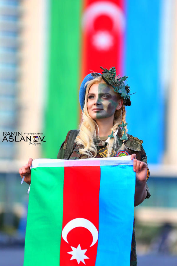 Азербайджанская красавица из спецназа очаровала всех (ФОТО/ВИДЕО)