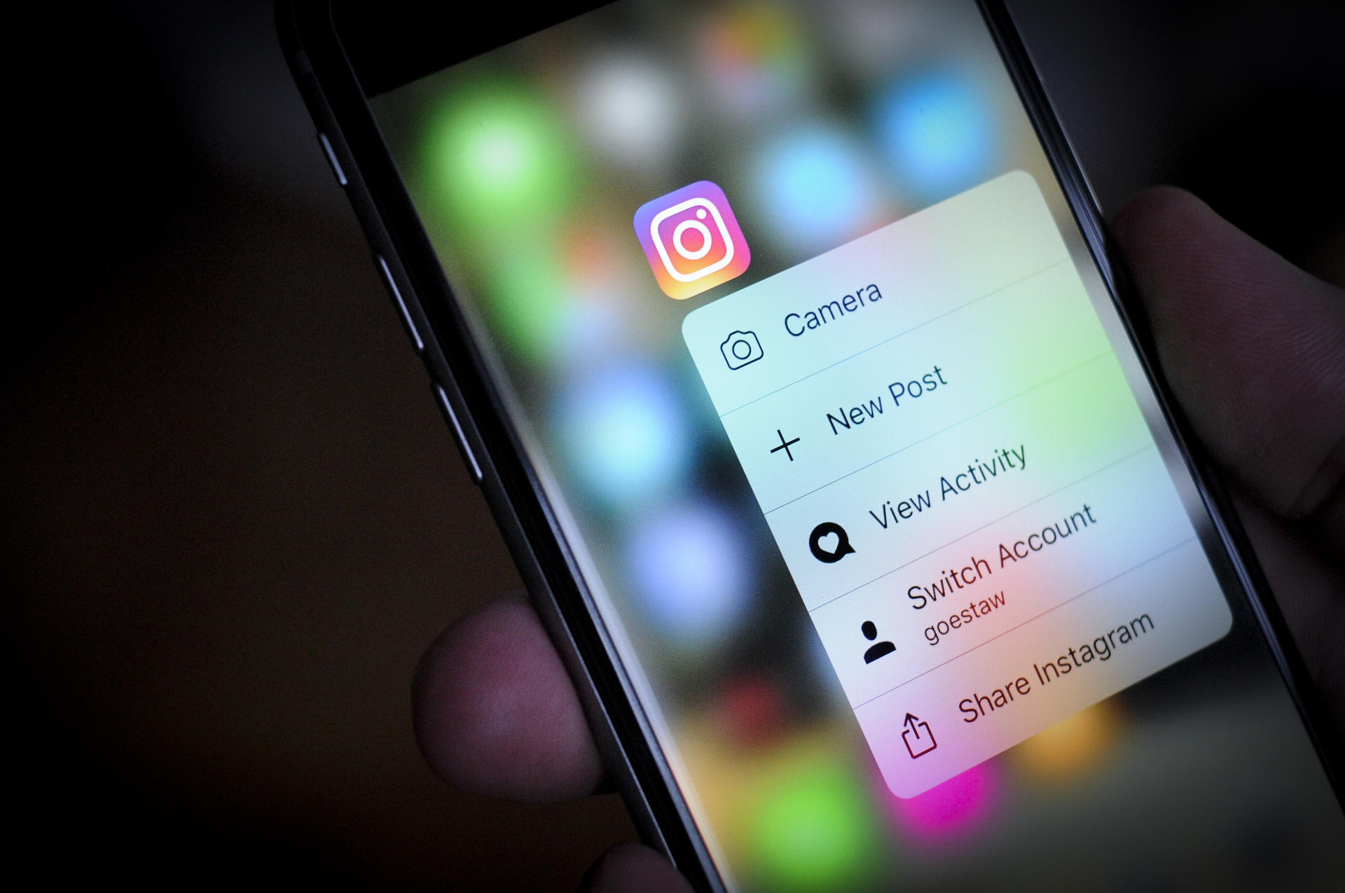 Пользователи Instagram по всему миру сообщили о проблемах в работе сервиса
