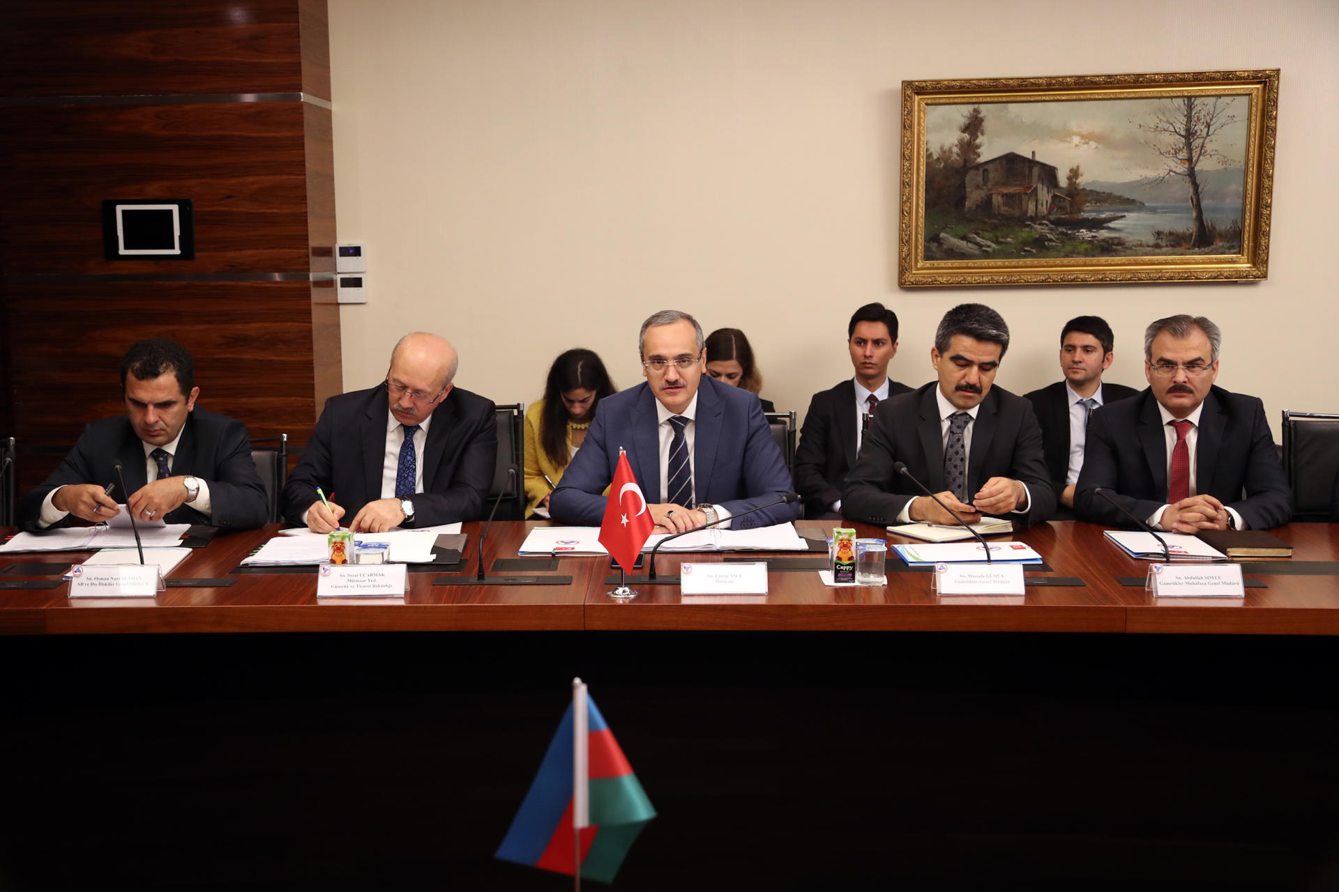 Азербайджан и Турция усилят борьбу с таможенными правонарушениями (ФОТО)