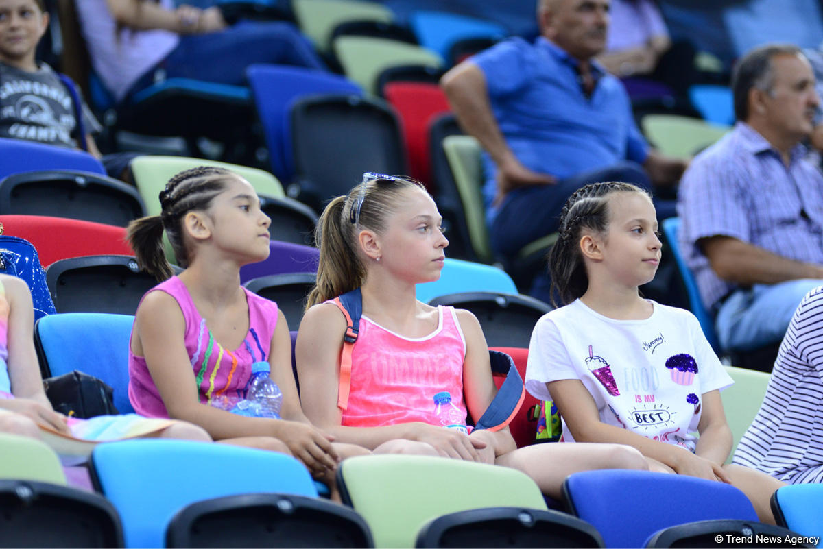 İdman gimnastikası üzrə 25-ci Azərbaycan birinciliyi və Bakı çempionatına start verildi (FOTO)