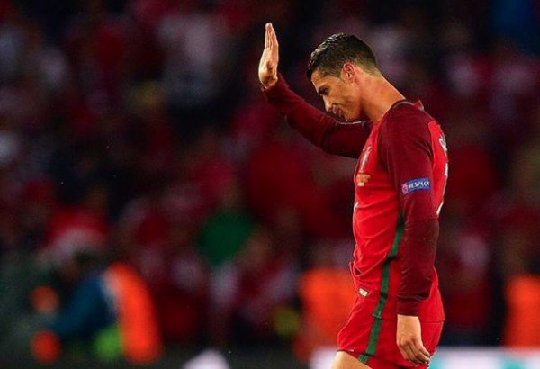 Ronaldo da evə qayıdır: Uruqvay "DÇ-2018"in 1/4 finalında (VİDEO)