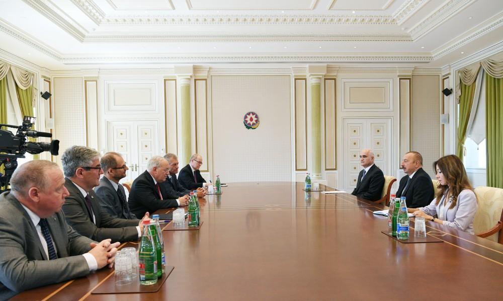 President: Azerbaijan interested in Swiss companies’ participation in industrial, infrastructure projects in country (PHOTO)