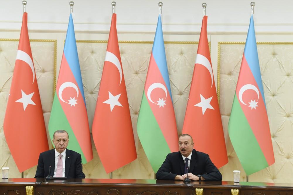 Президент Ильхам Алиев: Сегодня турецко-азербайджанские связи находятся на самом высоком уровне (ФОТО)