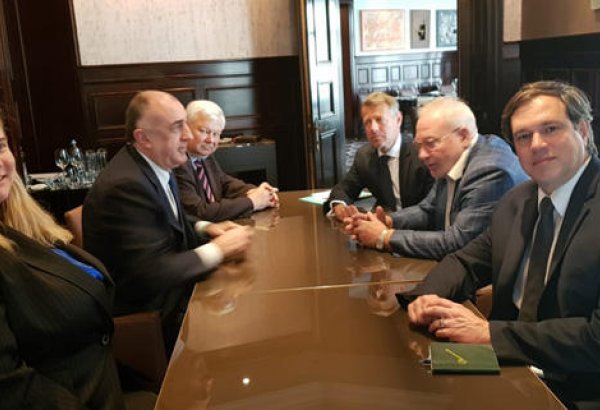 Elmar Məmmədyarov Brüsseldə ATƏT-in Minsk qrupunun həmsədrləri ilə görüşüb