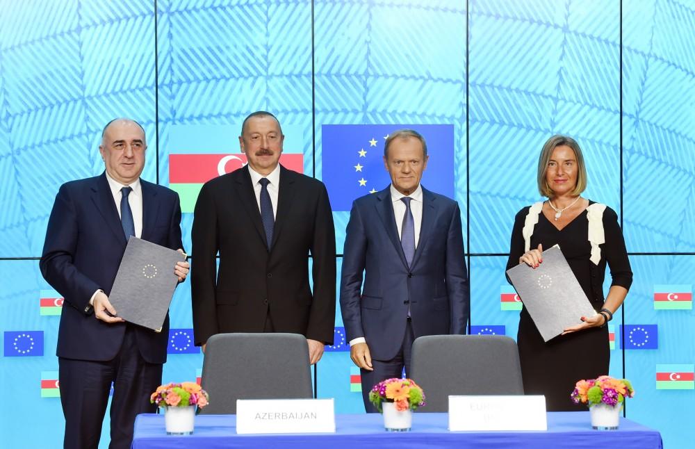 Ilham Aliyev meets European Council president in Brussels (PHOTO)