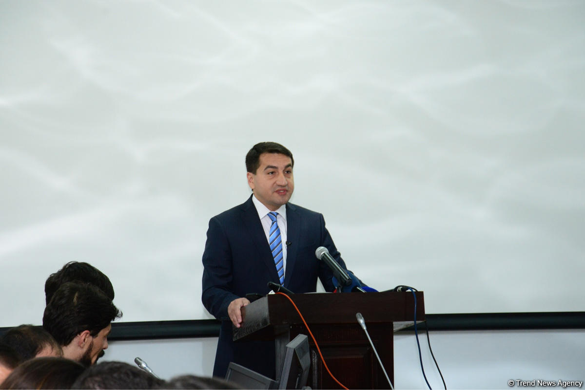 Хикмет Гаджиев: Кампания по прохождению воинской службы сыном Пашиняна в Карабахе превращена в шоу
