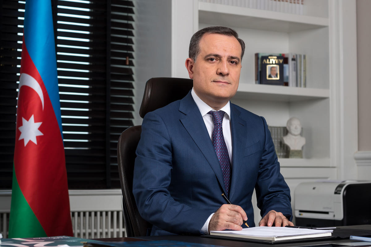 Джейхун Байрамов: На этой неделе будет объявлено решение о  дальнейшей схеме обучения в учебных заведениях Азербайджана