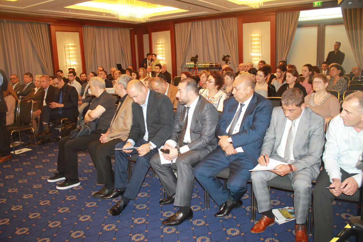 Госкомитет по работе с диаспорой продолжает встречи с азербайджанской диаспорой в Европе (ФОТО)