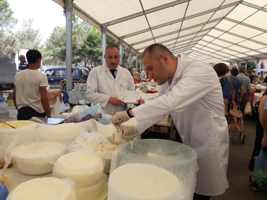 Выявлены недочеты в деятельности сельскохозяйственных ярмарок в Баку и Сумгайыте (ФОТО)