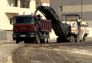 Azerbaijan purchases more than 100 types of road equipment from China