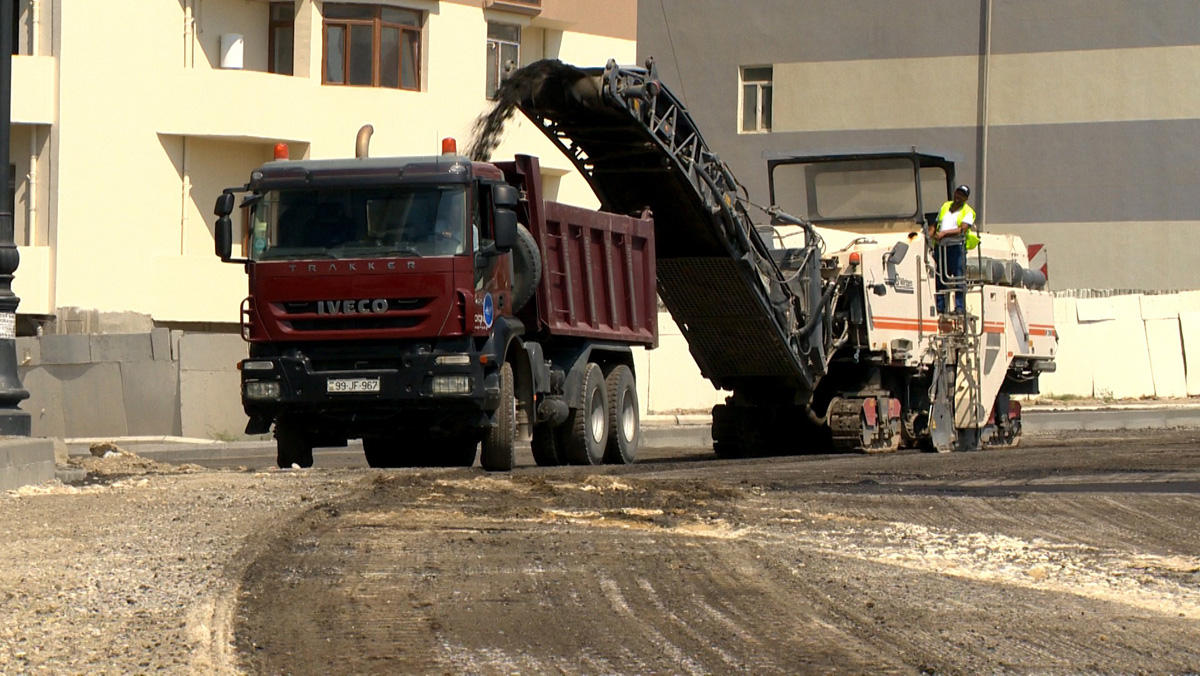 Azerbaijan purchases more than 100 types of road equipment from China