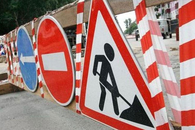 Водителей предупредили о ремонтных работах на центральном проспекте Баку