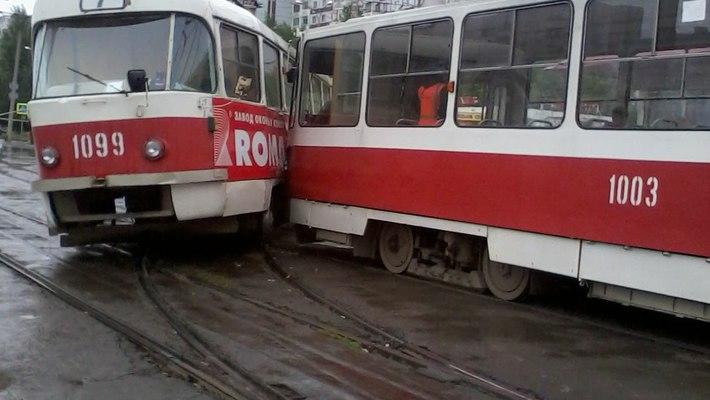 Rusiyada tramvay xətdən çıxdı - 3 ölü, iki yaralı