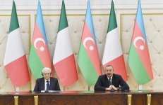 Президенты Азербайджана и Италии выступили с заявлениями для прессы (ФОТО)