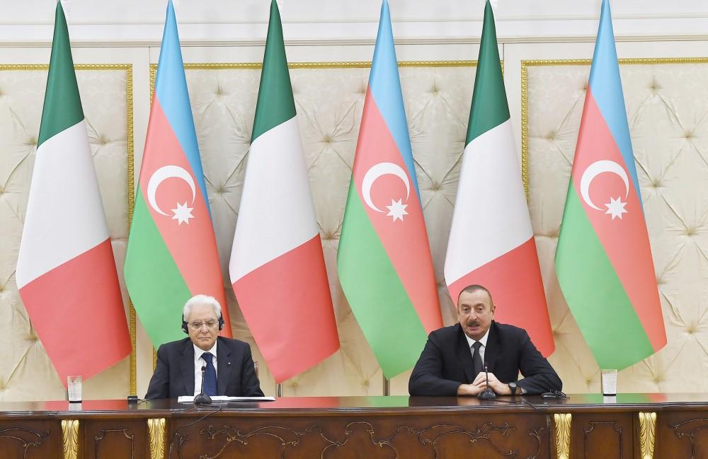 Президенты Азербайджана и Италии выступили с заявлениями для прессы (ФОТО)