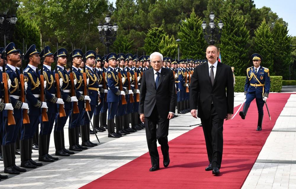 İtaliya Prezidenti Sercio Mattarellanın rəsmi qarşılanma mərasimi olub (FOTO)