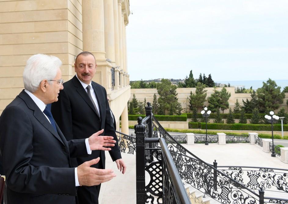 Azerbaijani, Italian presidents held one-on-one meeting (PHOTO)