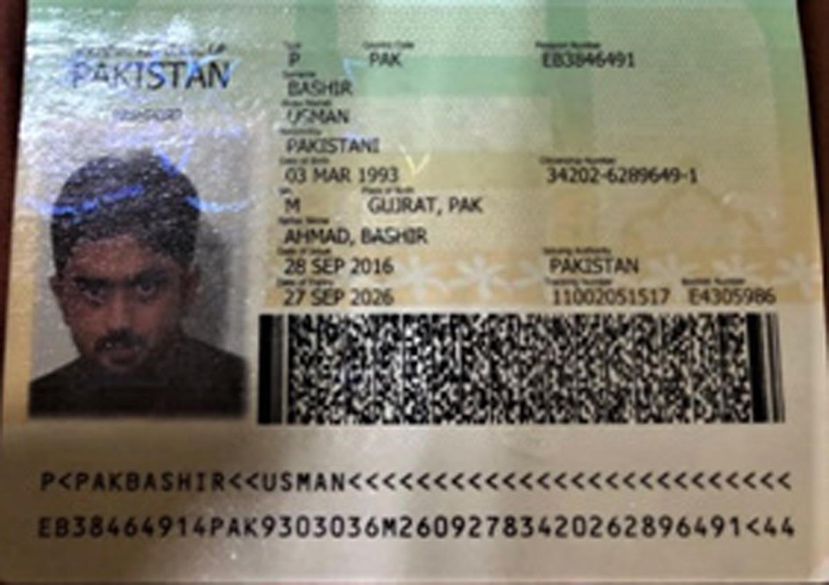 Azerbaijan foils attempts of foreigners with forged documents to cross border (PHOTO)