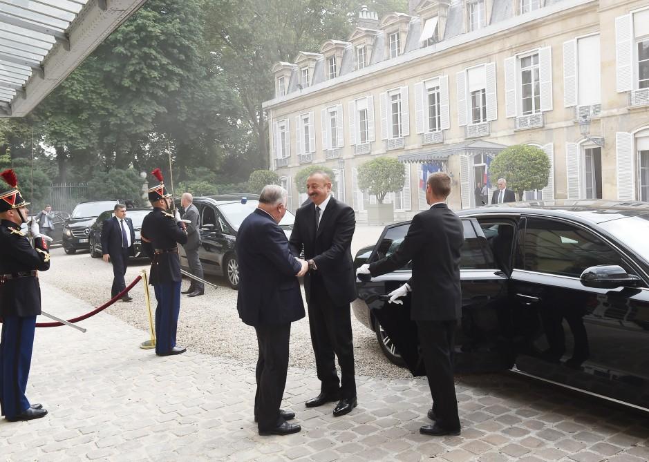 Президент Ильхам Алиев: Азербайджан считает Францию очень близким для себя партнером (ФОТО)