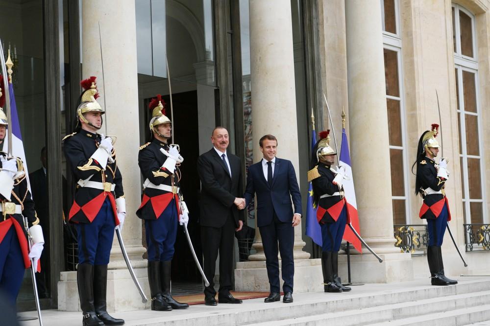 Ilham Aliyev: Azerbaijan hopes French president will personally be actively involved in Karabakh conflict’s settlement (PHOTO)