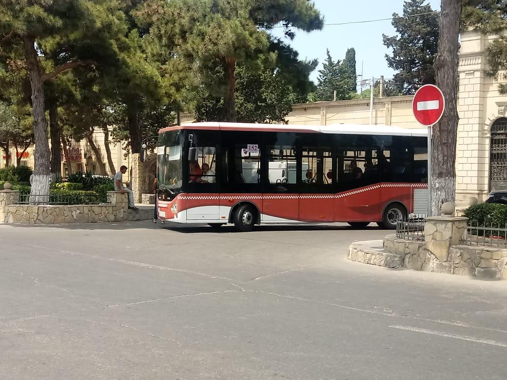 В Баку существует нехватка автобусов и водителей - агентство