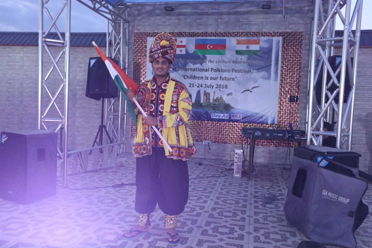 В Баку открылся Международный фестиваль фольклорного танца (ФОТО)
