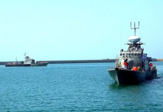 Корабль ВМС Ирана загорелся в ходе учебной миссии в Персидском заливе