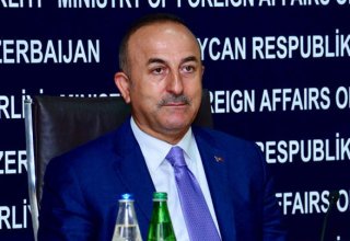 Turkish foreign minister congratulates Azerbaijan with National Flag Day (PHOTO)