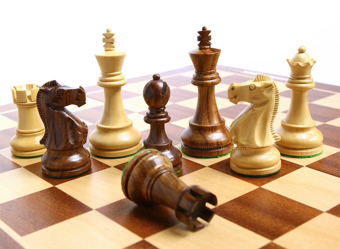 Норвежец Магнус Карлсен защитил титул чемпиона мира по шахматам