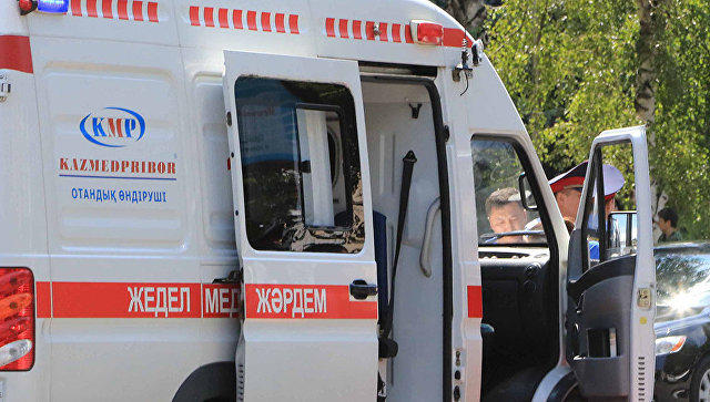 При взрыве в жилом доме в Казахстане погибли не менее двух человек
