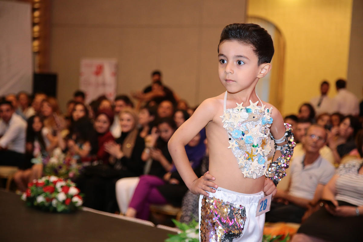 В Баку показали тренды летней детской моды (ФОТО)