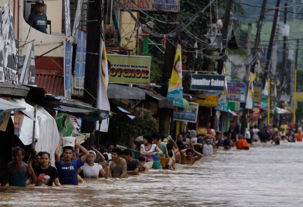 Число жертв наводнений на Филиппинах возросло до 46