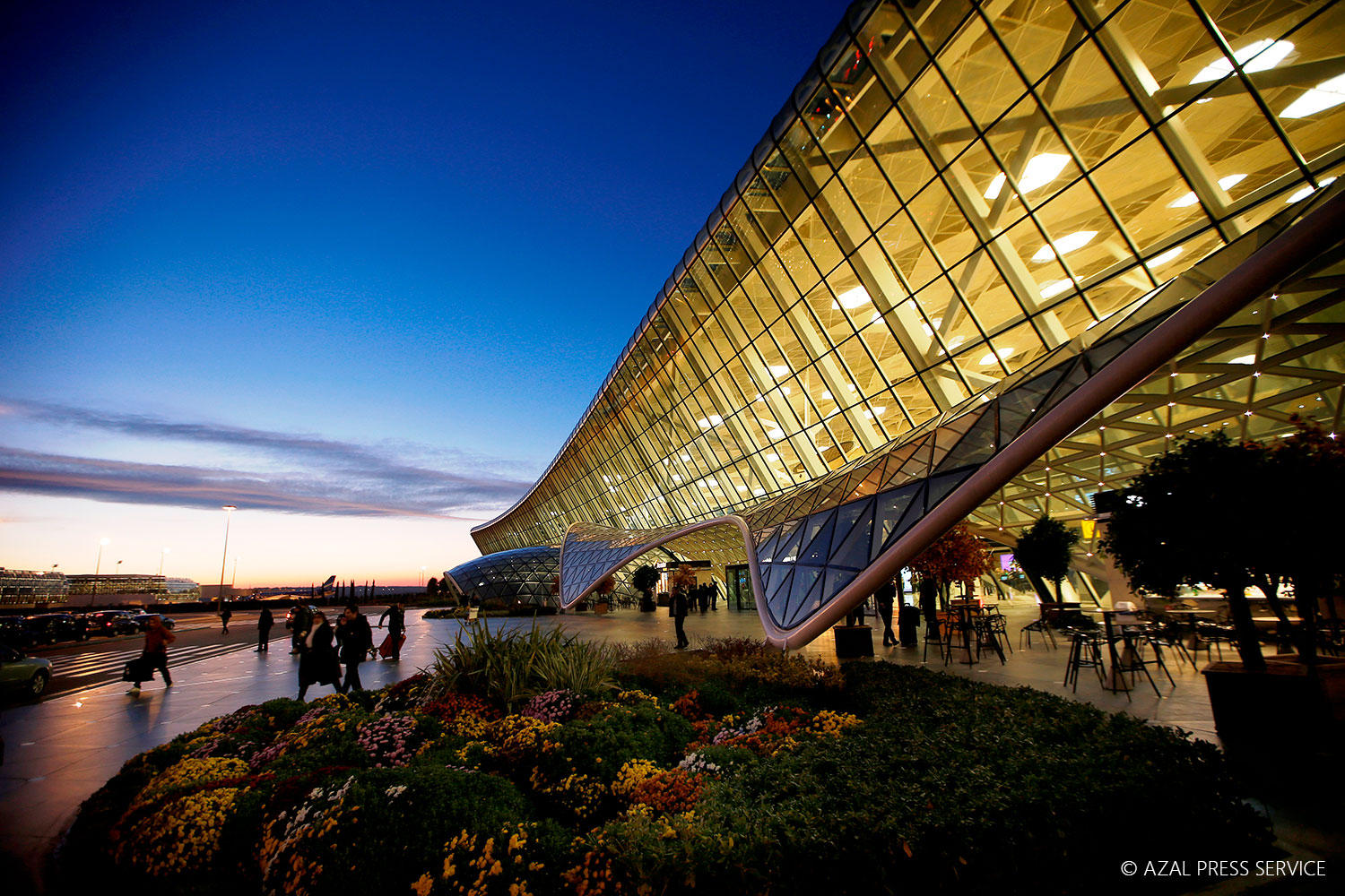Пассажиропоток Международного аэропорта Гейдар Алиев вырос на 14%