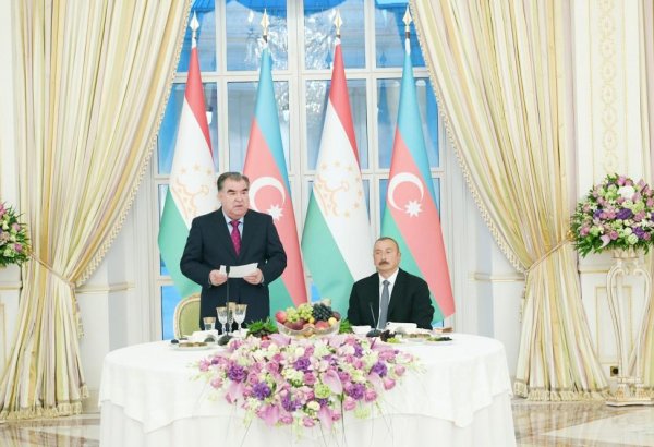Tacikistan Prezidenti: Bakı mirvaridir, dünya səviyyəli şəhərdir