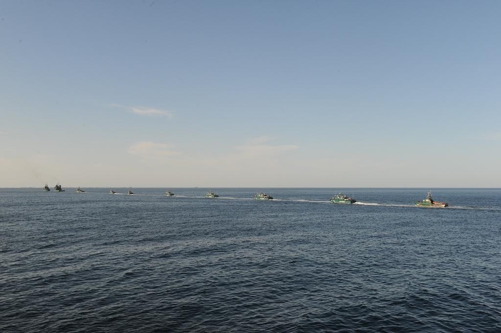 Госпогранслужба Азербайджана проводит боевые учения на море (ФОТО)