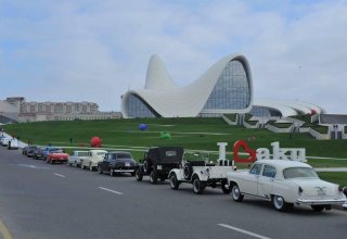 Azerbaijan Automobile Federation organizing parade of classic cars (VIDEO)