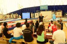В Баку проходят тренерские курсы по аэробной гимнастике Академии FIG (ФОТО)