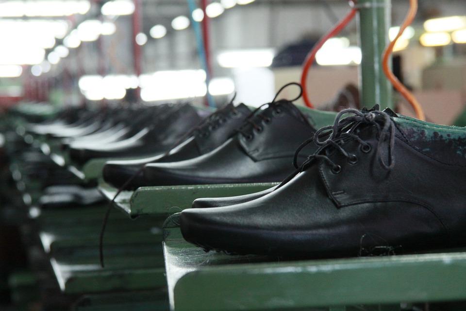 Turkmenistan launches production of Shir deri branded shoes