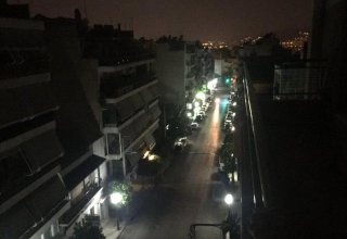 Power blackout hits Athens