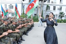 В Баку для военнослужащих проведен концерт в честь праздника Гурбан (ФОТО)