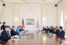 Azerbaijani president, German chancellor hold expanded meeting (PHOTO)