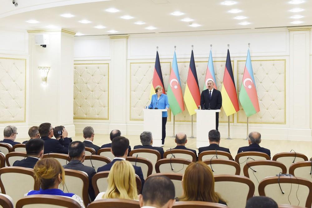 Ilham Aliyev, Angela Merkel hold joint press conference in Baku (PHOTO)