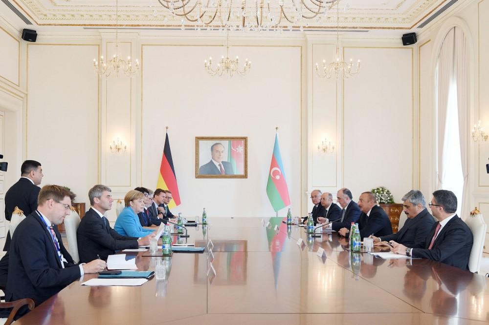Президент Ильхам Алиев: Германо-азербайджанские связи будут и дальше успешно развиваться