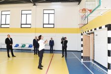 Президент Ильхам Алиев и Первая леди Мехрибан Алиева приняли участие в открытии нового здания средней школы в посёлке Лагидж (ФОТО)