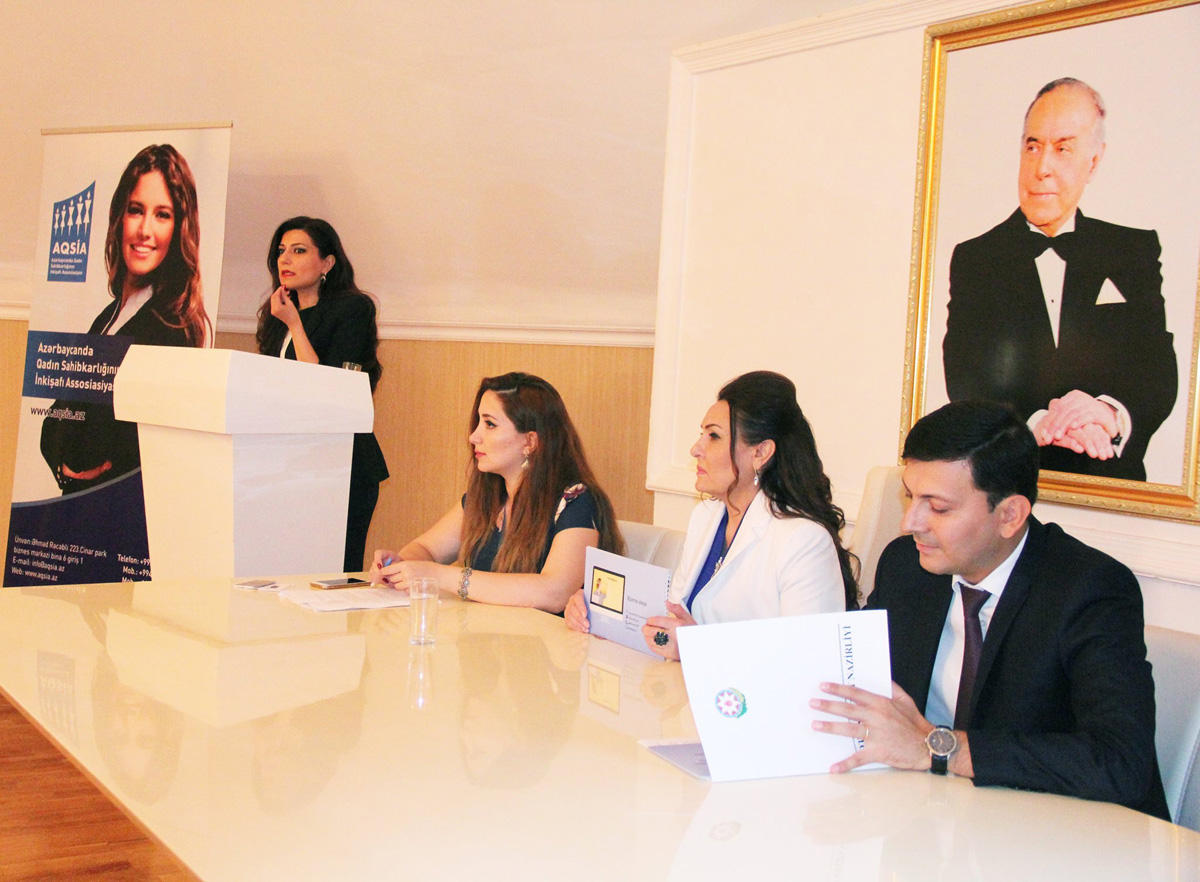 Бизнес-леди Азербайджана провели встречи в Гяндже и Товузе  (ФОТО)