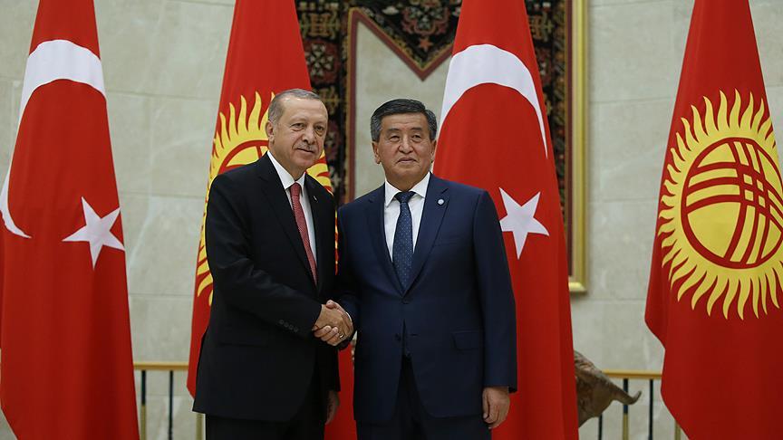 Rəcəb Tayyib Ərdoğan Qırğızıstan prezidenti ilə görüşüb