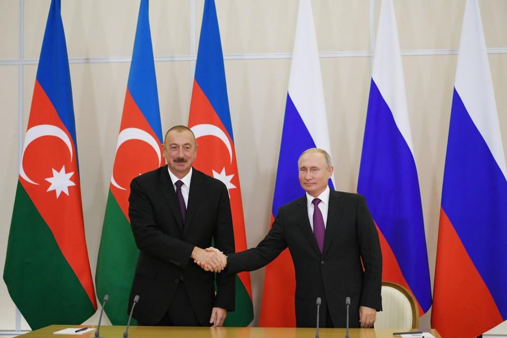 Presidents of Azerbaijan, Russia make press statements (PHOTO)
